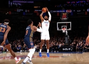 爱游戏登录入口-关于快船队主将乔治在比赛中发挥出色，率队取得胜利的信息