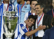 爱游戏网页版-法葡较量：里昂vs波尔图，谁能称王的简单介绍