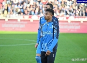 爱游戏官网-那不勒斯豪取四连胜，迅速做出反击的简单介绍