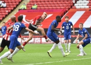 爱游戏官方入口-利物浦锋线火力强劲，大胜对手