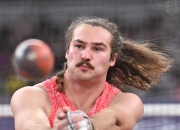 爱游戏网页版入口-加拿大选手在田径比赛中闪耀