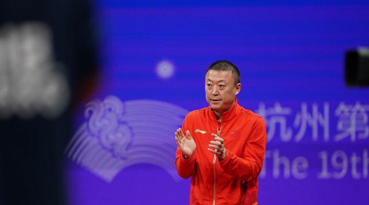 爱游戏登录-球队主教练备战赛场策略解析