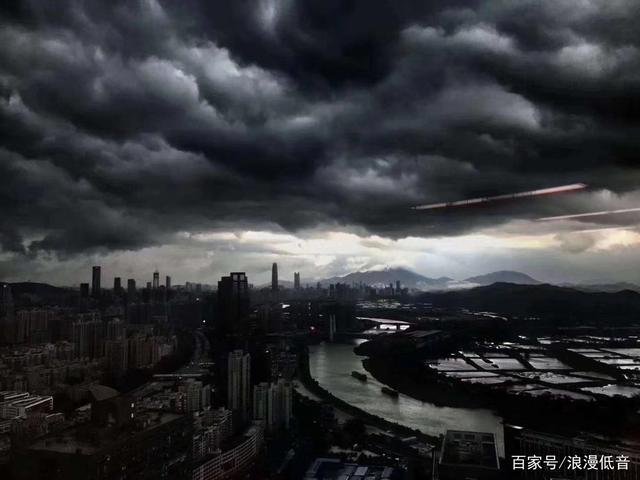 爱游戏体育官网-汉堡队风雨过后见彩虹，战绩逐渐好转