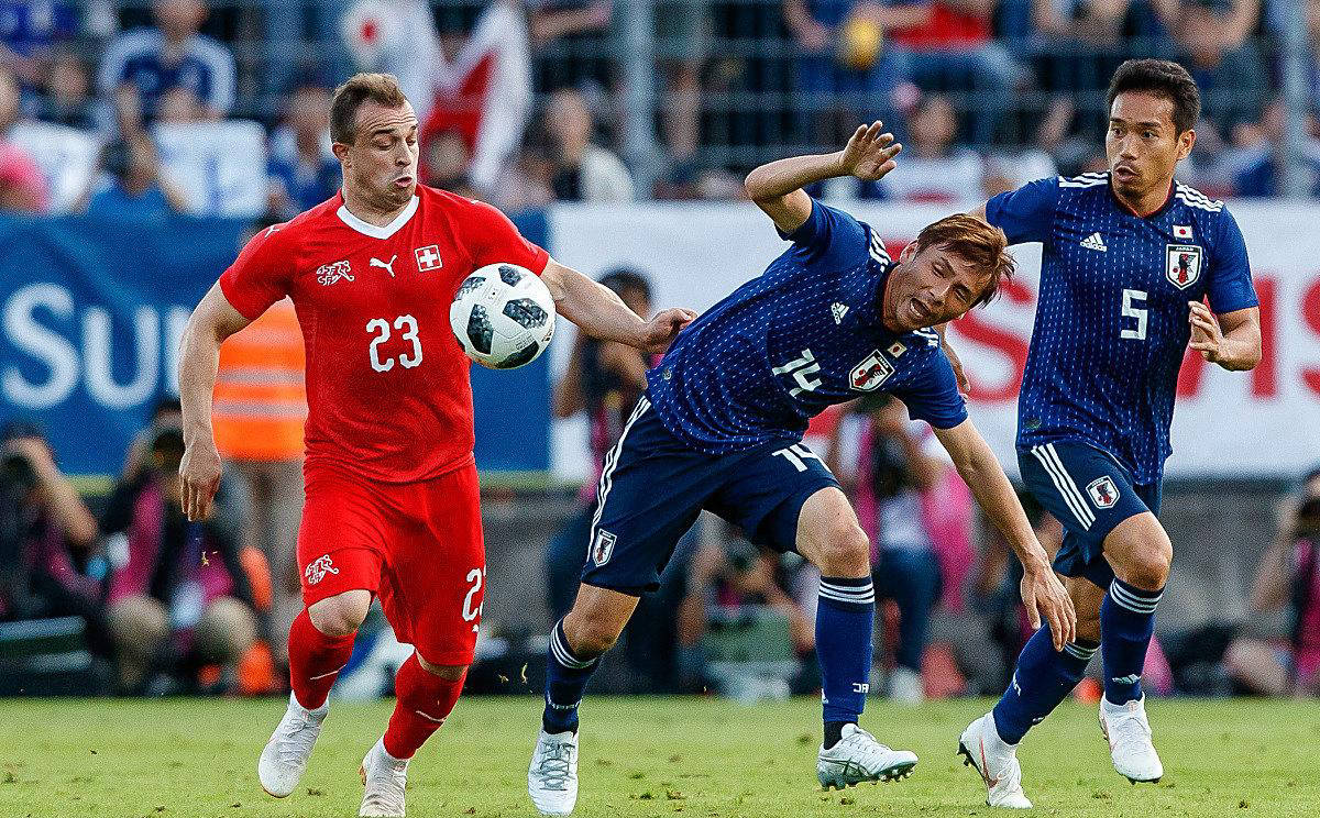 阿贾克斯掀翻对手!实现逆袭 阿贾克斯掀翻对手!实现逆袭