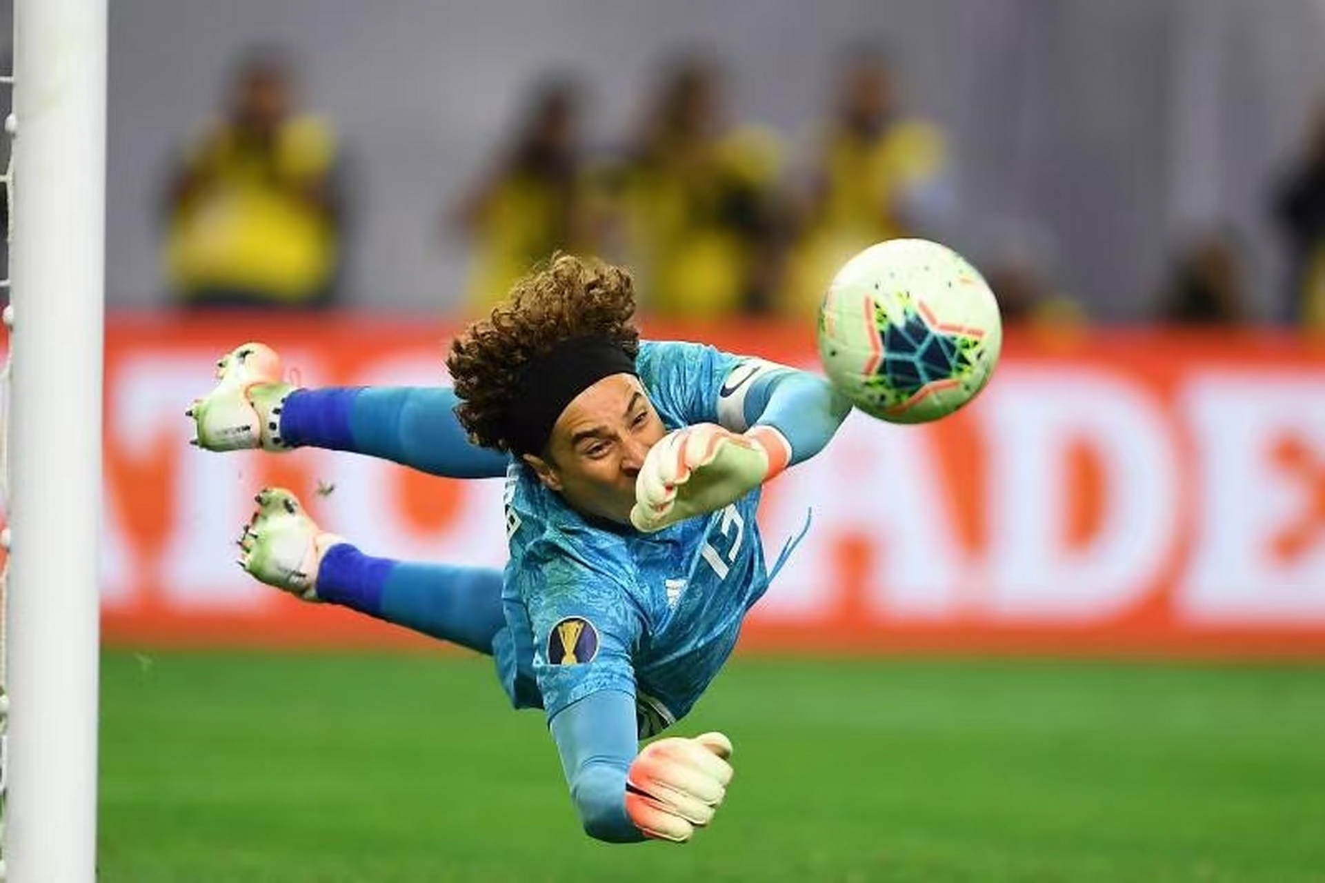 皇家马德里绝杀胜，吉列尔莫・加雷罗成英雄的简单介绍