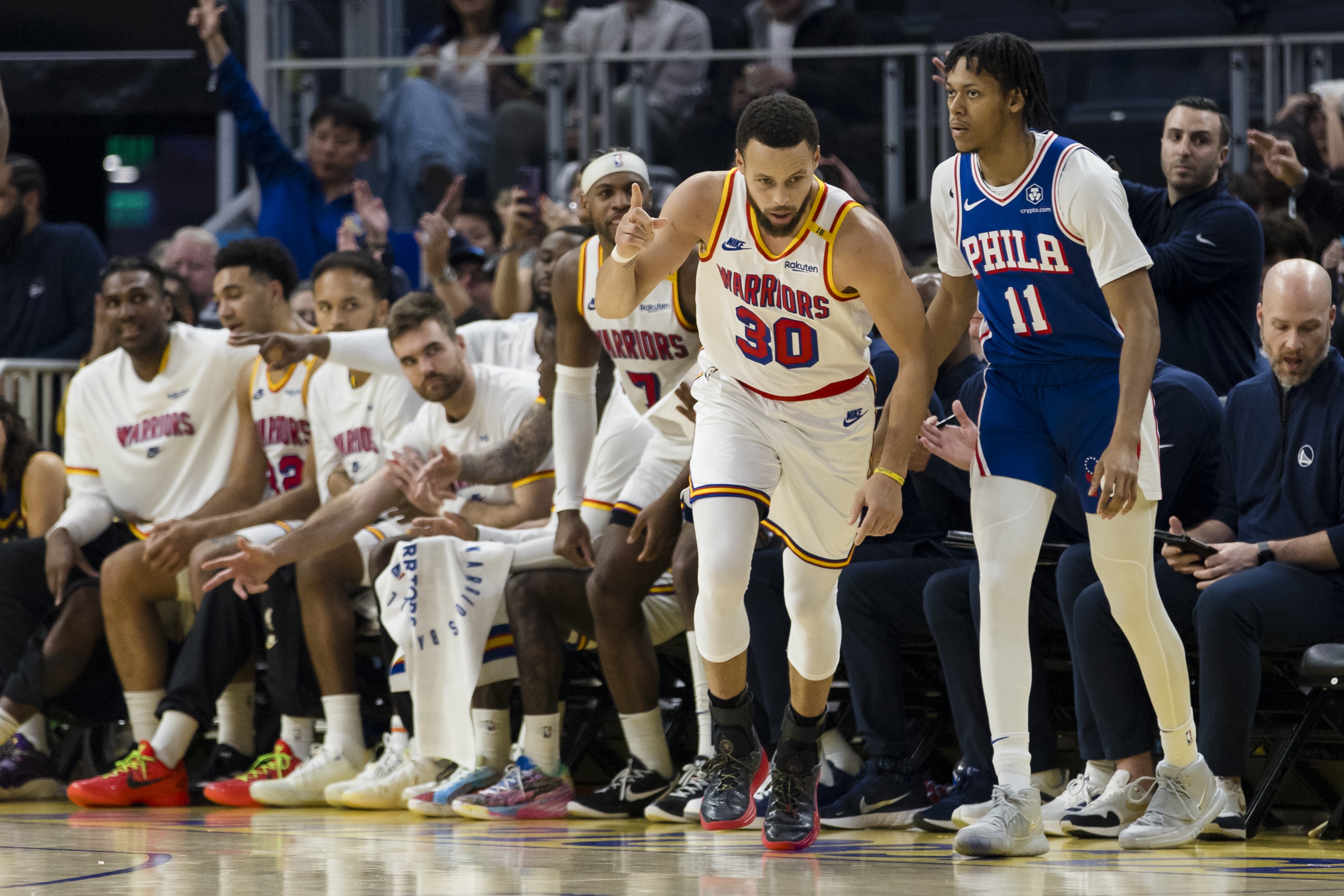 关于NBA季前赛:勇士不敌热火,遭遇三连败的信息 关于NBA季前赛:勇士不敌热火,遭遇三连败的信息