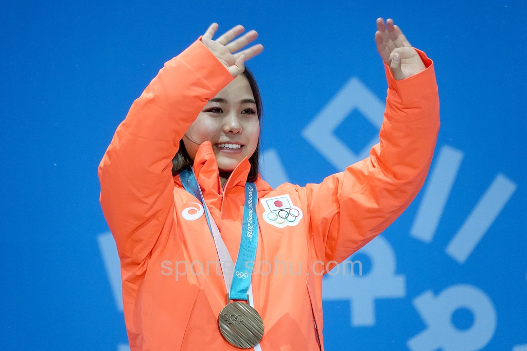 挪威击剑选手以绝对实力夺得金牌