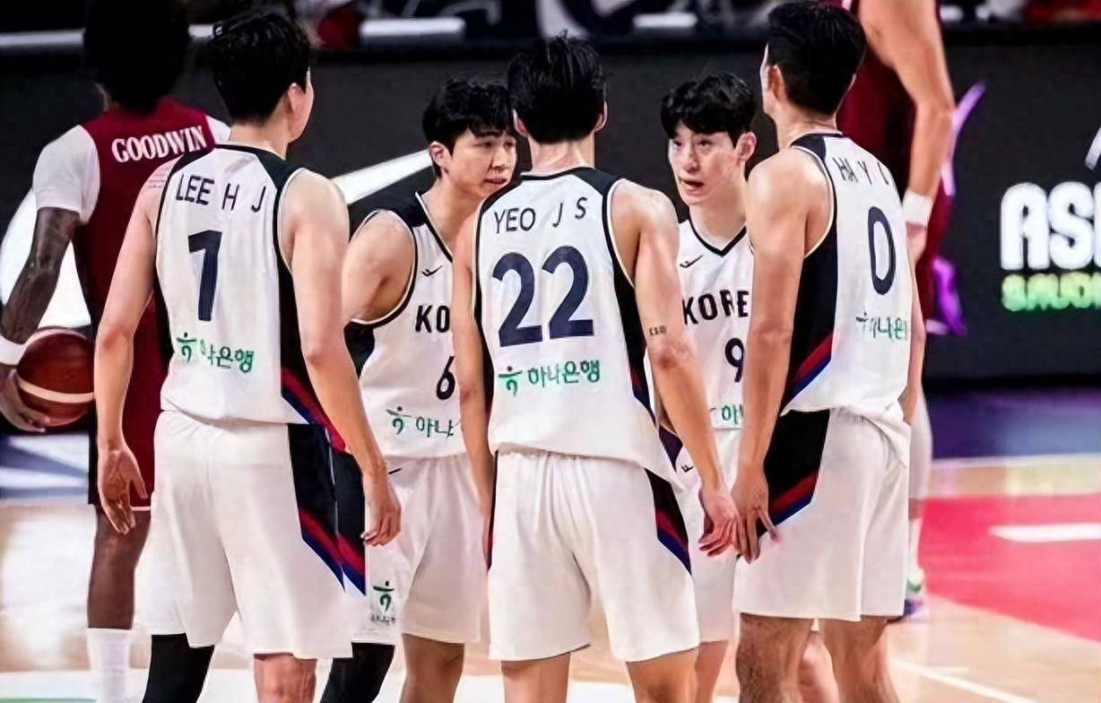 日韩球队实力对拼，晋级名额悬念重重