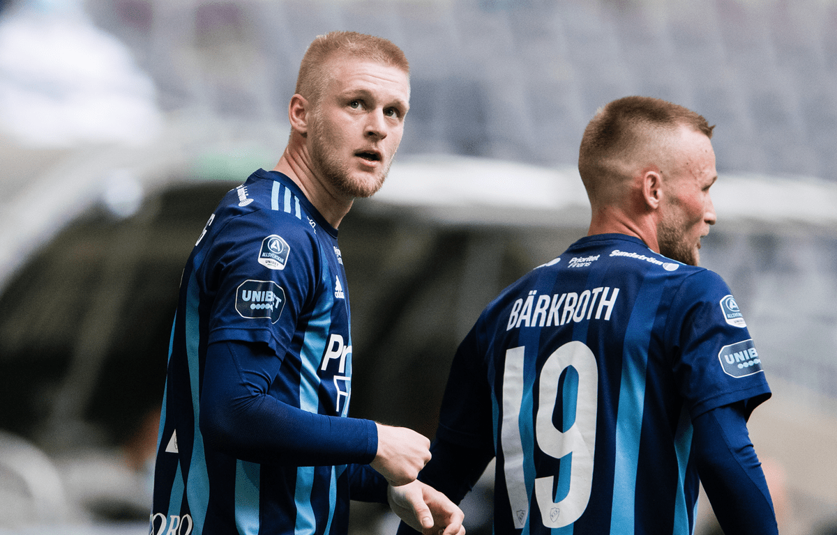 斯肯索普托尾生逆袭！力保不败