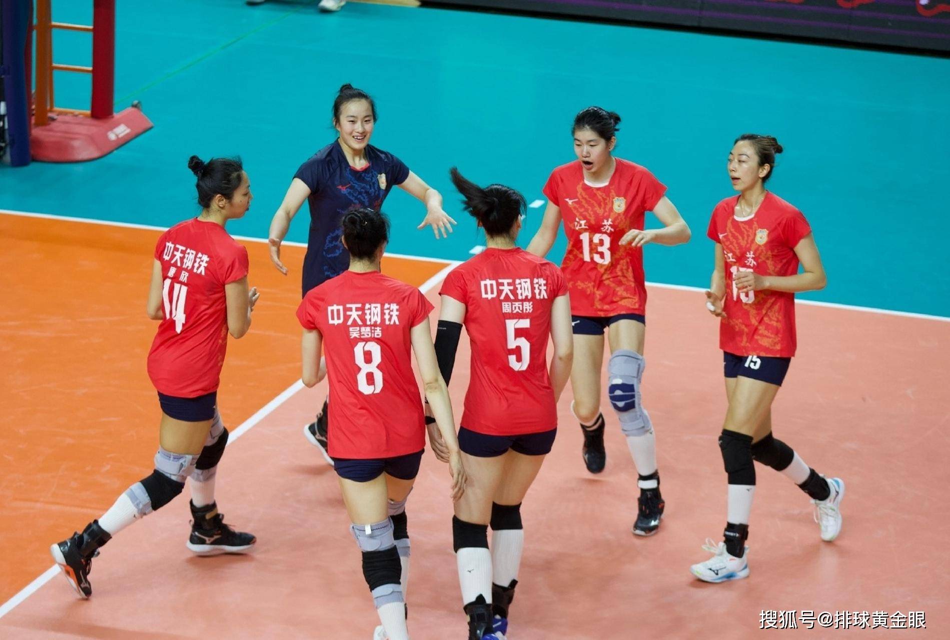 包含江苏卫冕路：新晋队员崭露头角，挑战无畏的词条