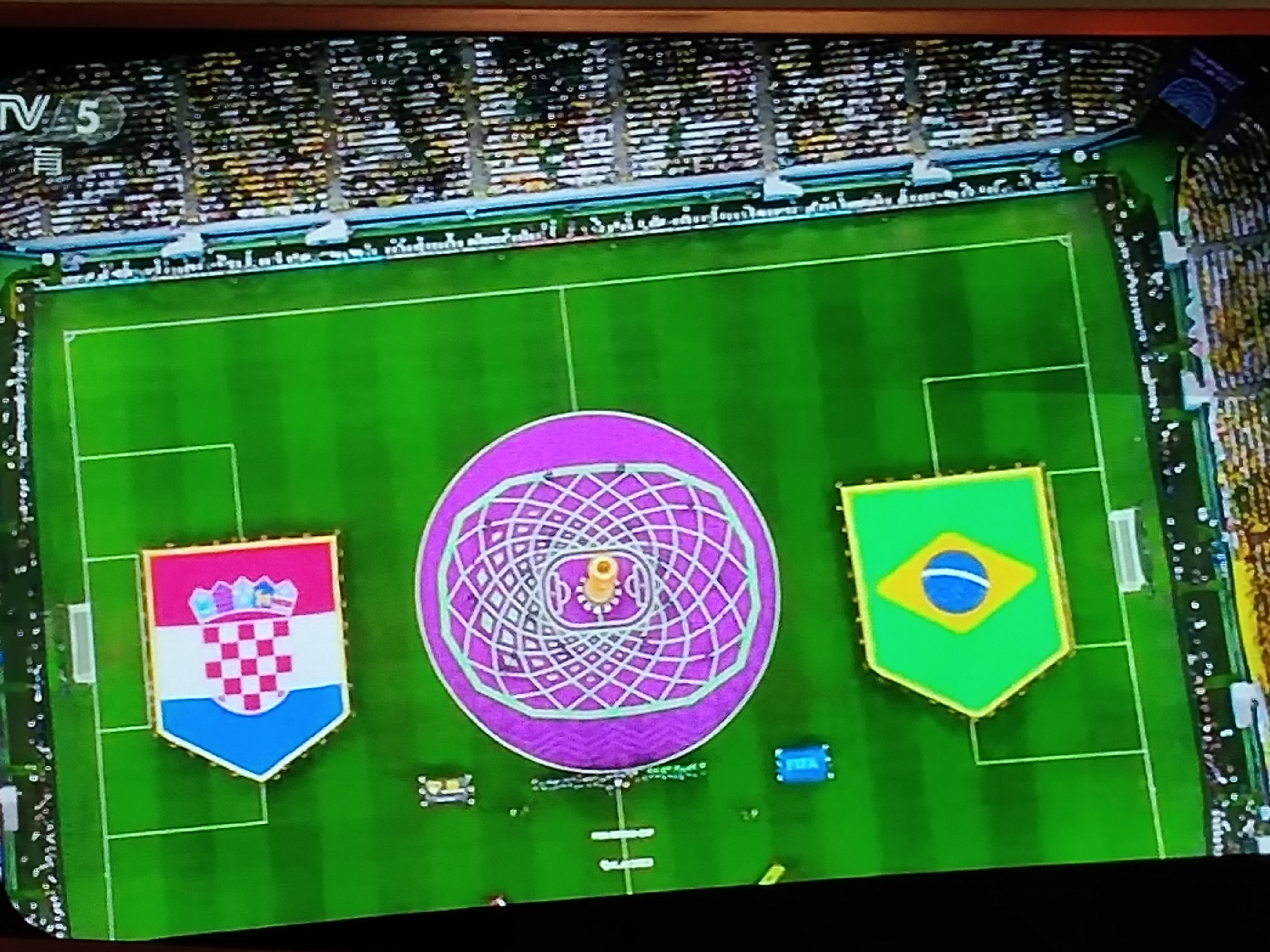 奥地利主场失分，队形稍显低迷的简单介绍