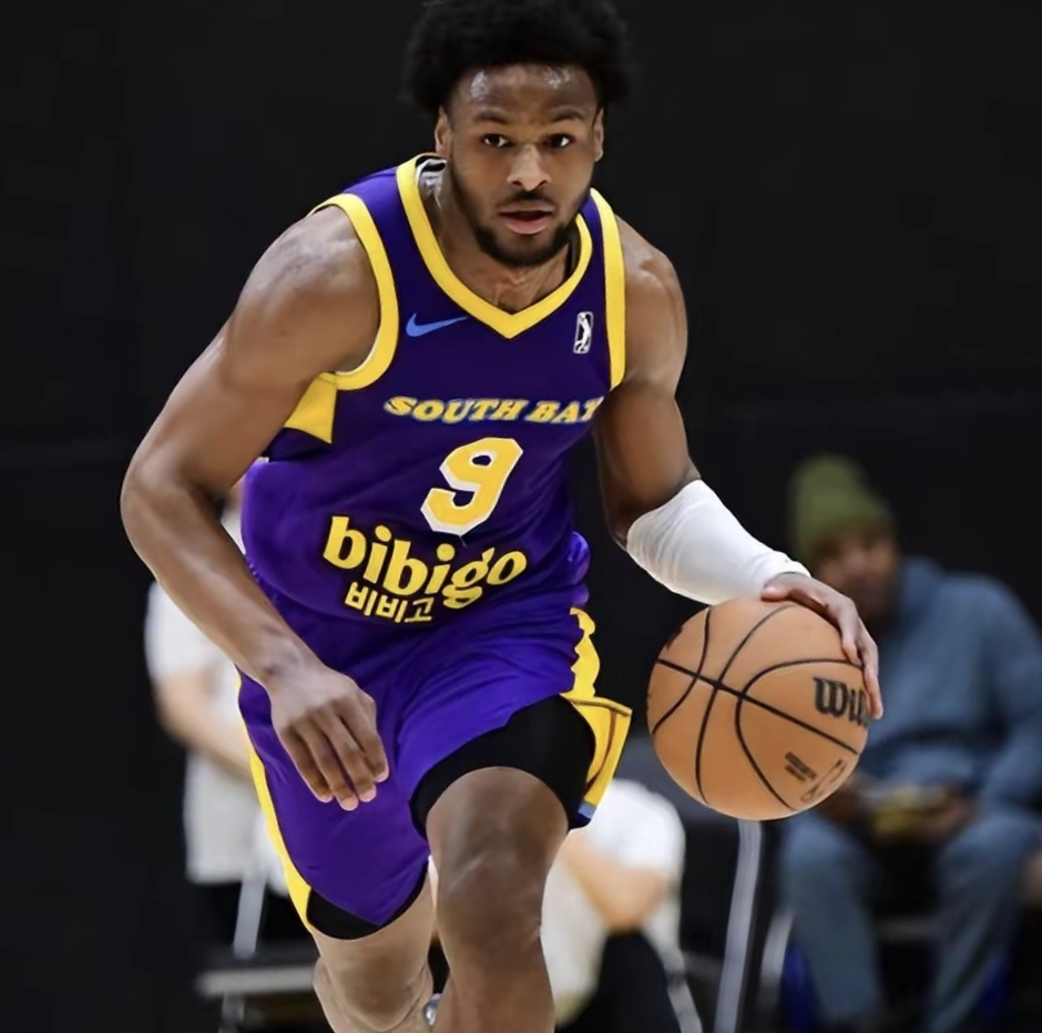 包含欧洲新星闪耀赛场：突破个人极限的词条